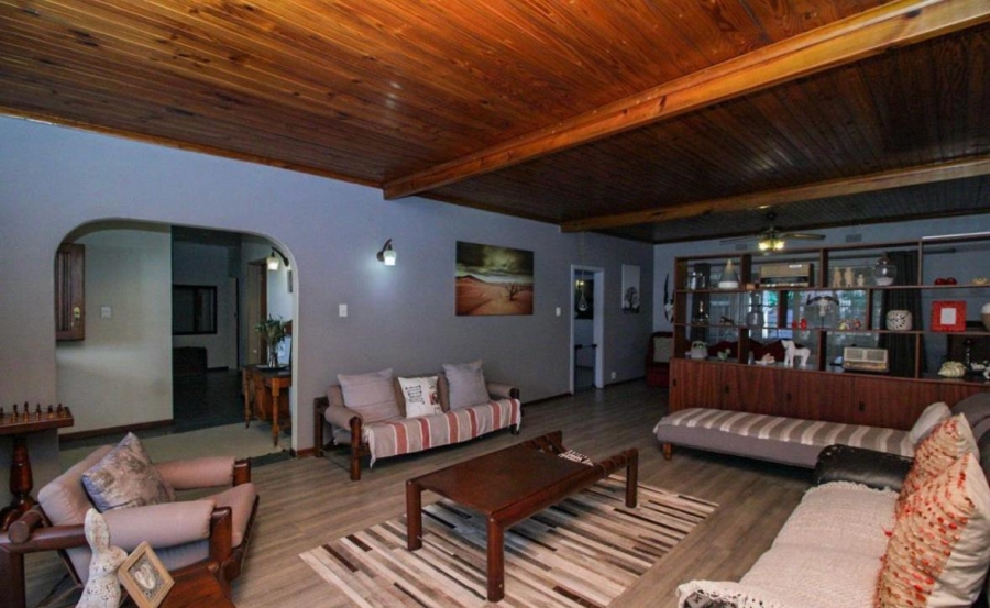 4 Bedroom Property for Sale in Windsor Park Eastern Cape